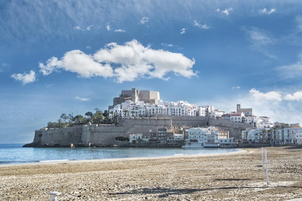 castle, beach, sea-7705682.jpg